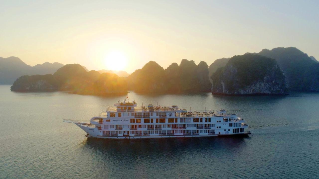 ホテル Ambassador Cruise Halong Bay ハロン エクステリア 写真