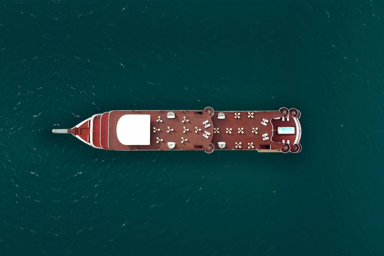ホテル Ambassador Cruise Halong Bay ハロン エクステリア 写真